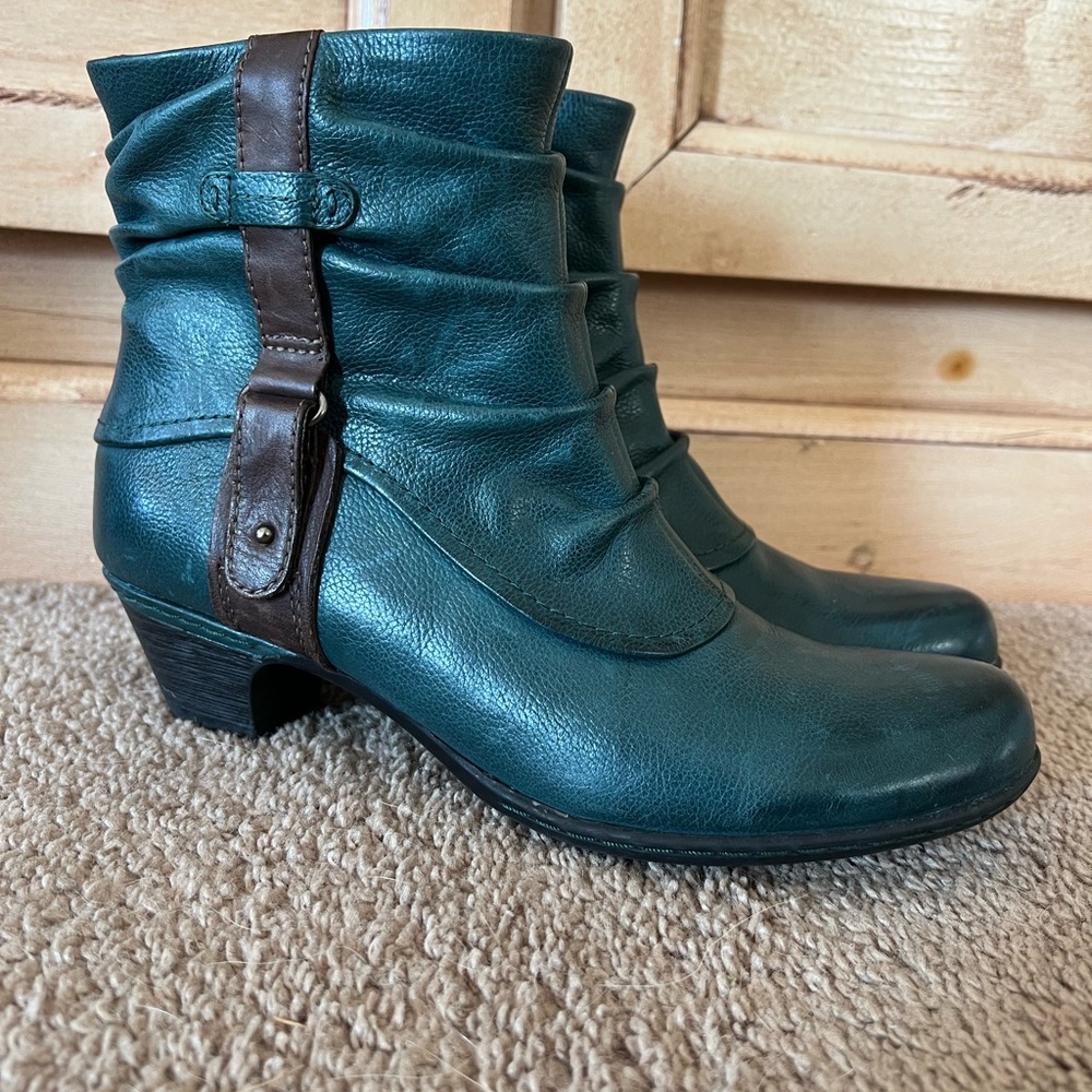 Teal Leather Ankle Boots Size 7.5